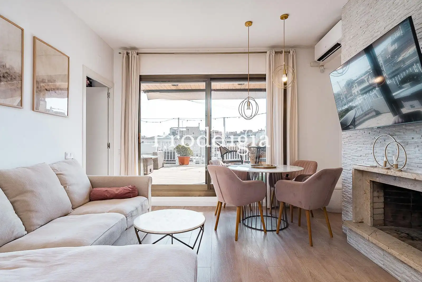 Living room of Attic for sale in Barcelona  with Air Conditioner, Heating and Terrace
