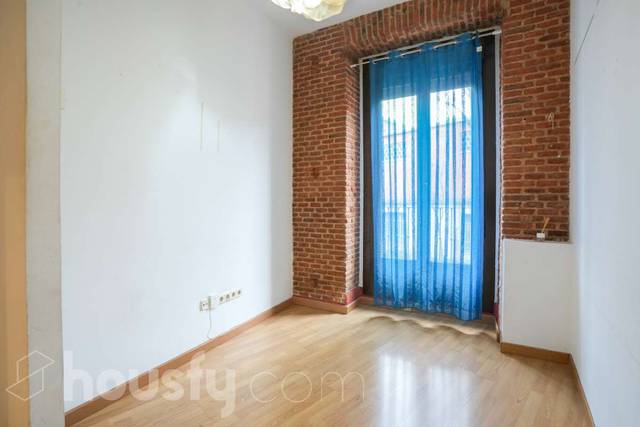 Piso en Venta en Calle del Humilladero, . en Palacio