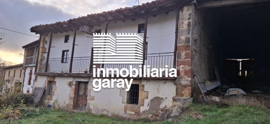 House or chalet for sale in Valle de Valdebezana  with Private garden and Balcony