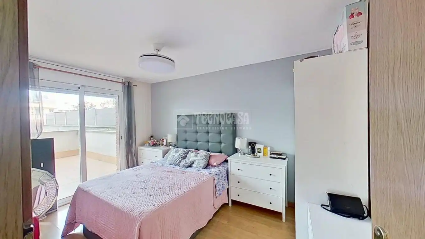 Bedroom of Flat for sale in Manresa  with Terrace and Balcony