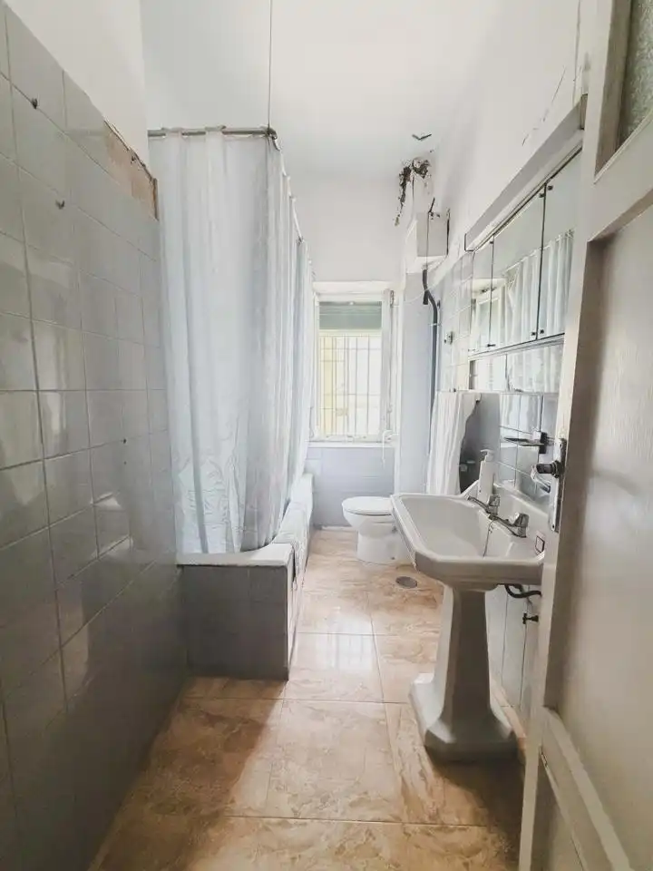Baño de Piso en venta en Cádiz