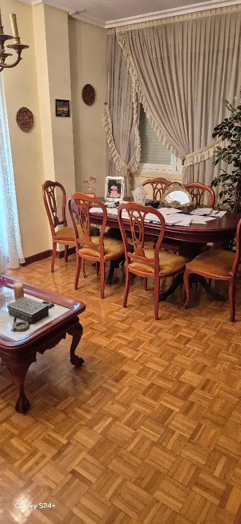 Comedor de Piso de alquiler en  Logroño con Amueblado y Balcón