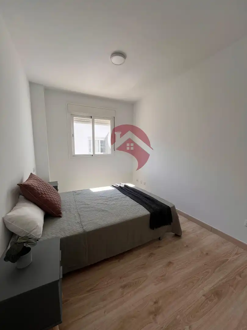 Habitación de Piso en venta en Málaga con Terraza y Trastero