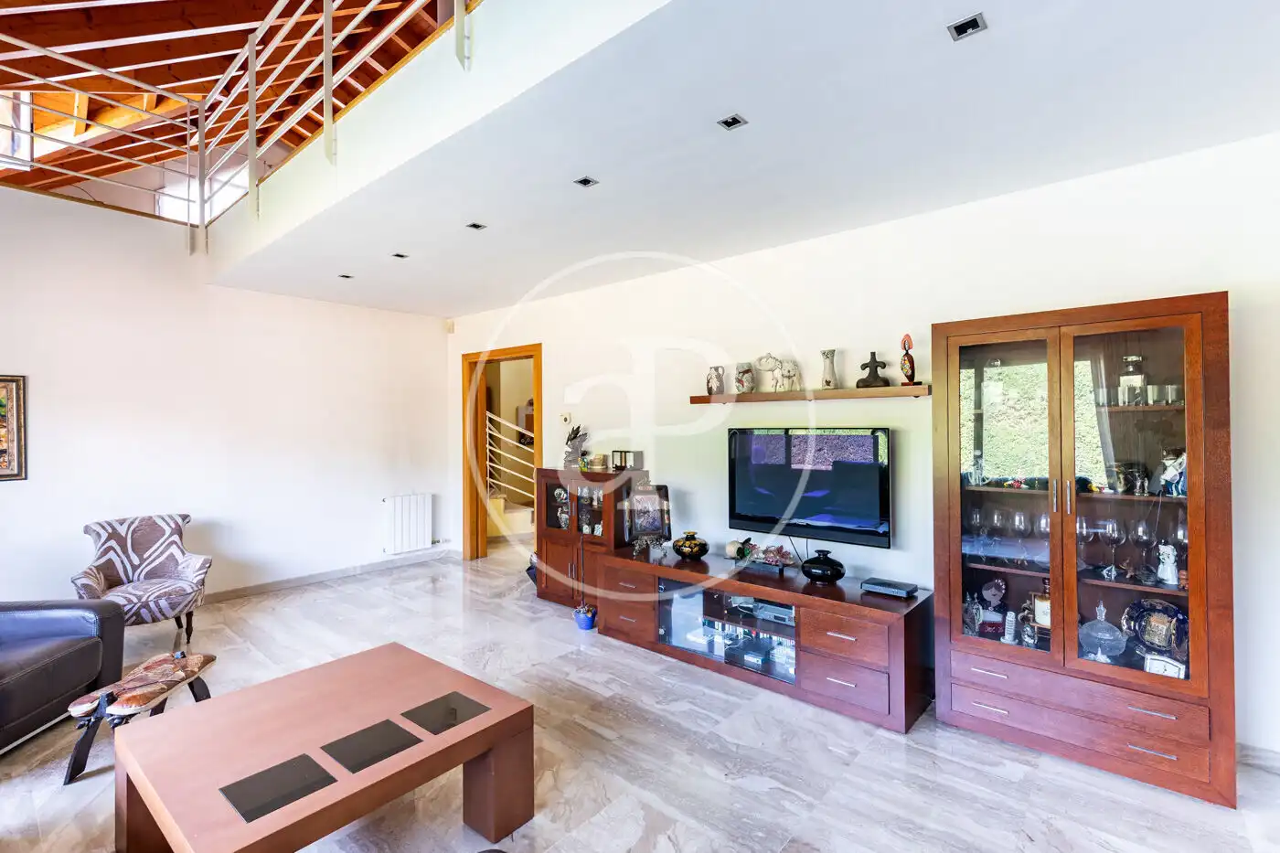 Living room of Houses for sale in Sant Cugat del Vallès  with Air Conditioner, Heating and Private garden