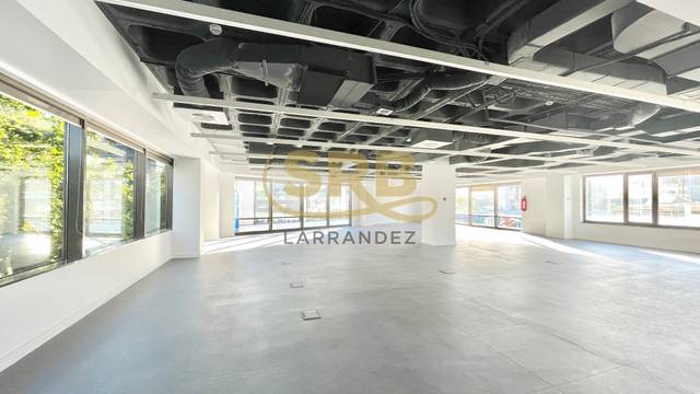Oficina en Alquiler en Avinguda Diagonal en El Parc i la Llacuna del Poblenou