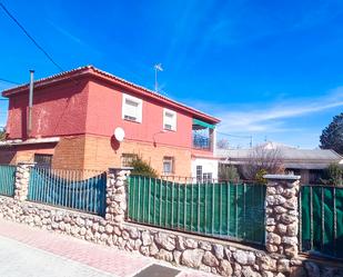 Exterior view of House or chalet for sale in Villamanrique de Tajo  with Heating, Private garden and Terrace