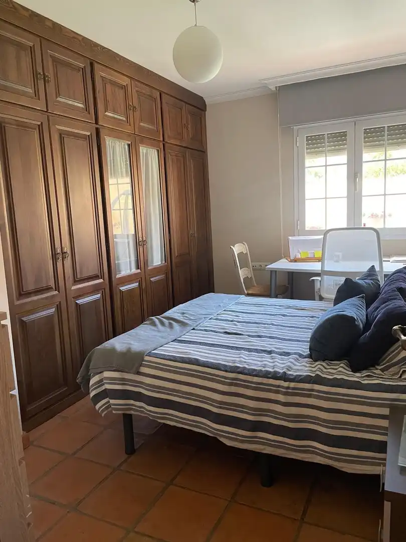 Bedroom of Houses for sale in Algeciras  with Air Conditioner, Private garden and Swimming Pool