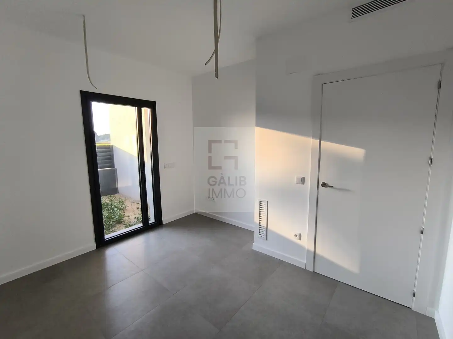 Detached homes for sale in Vila-sacra