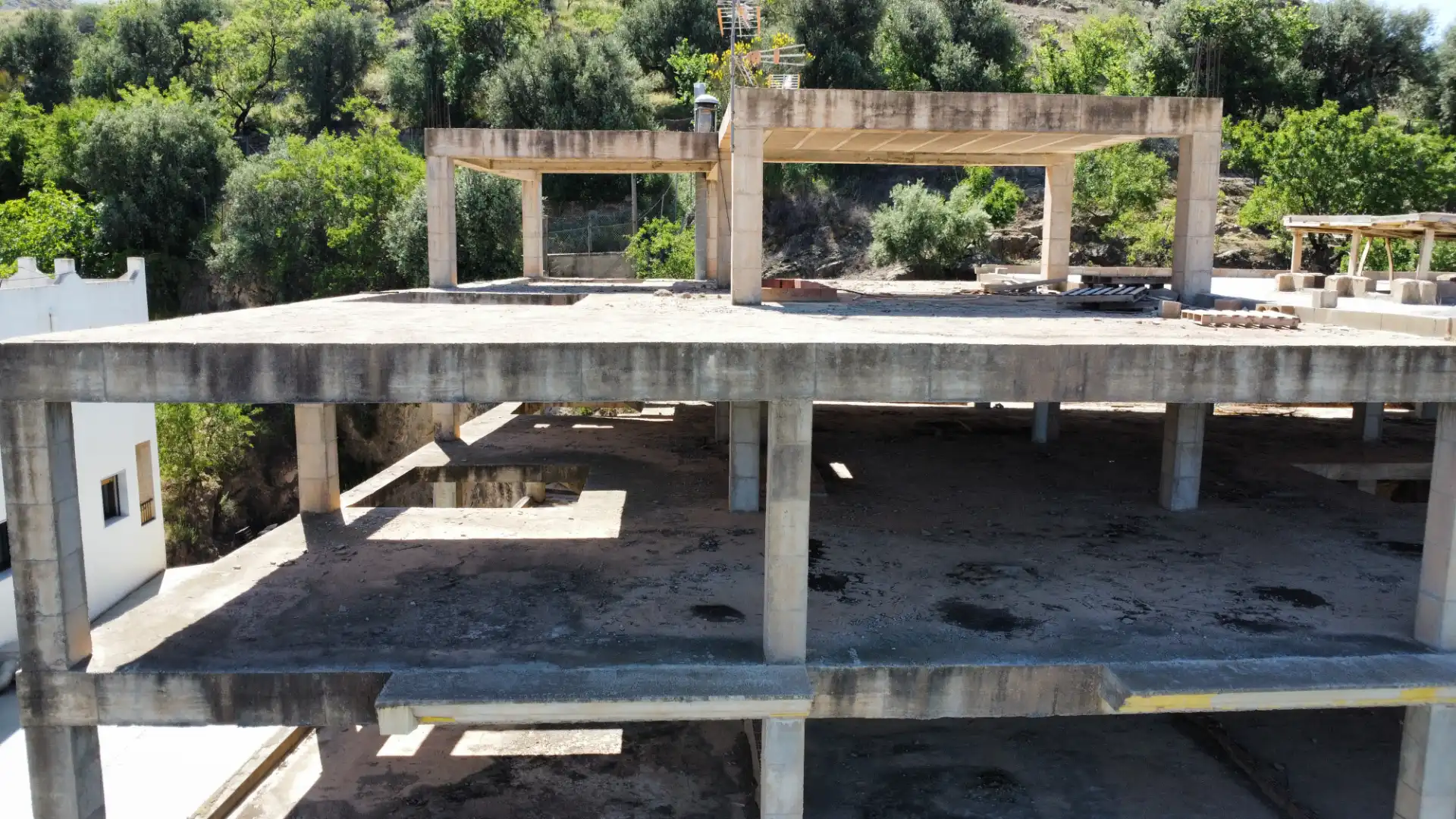 Außenansicht von Gebäude zum Verkauf in Alcolea