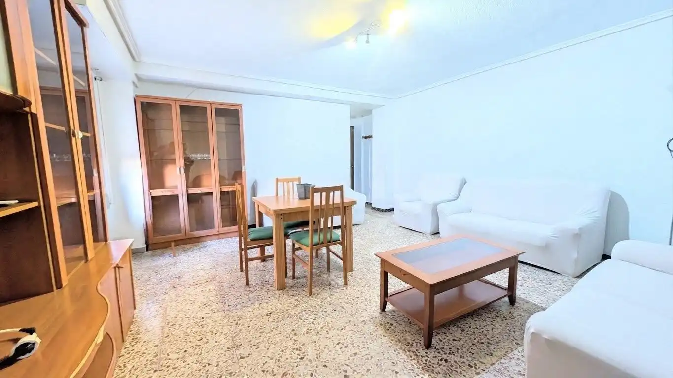 Flat with terrace for sale in Elche ciudad
