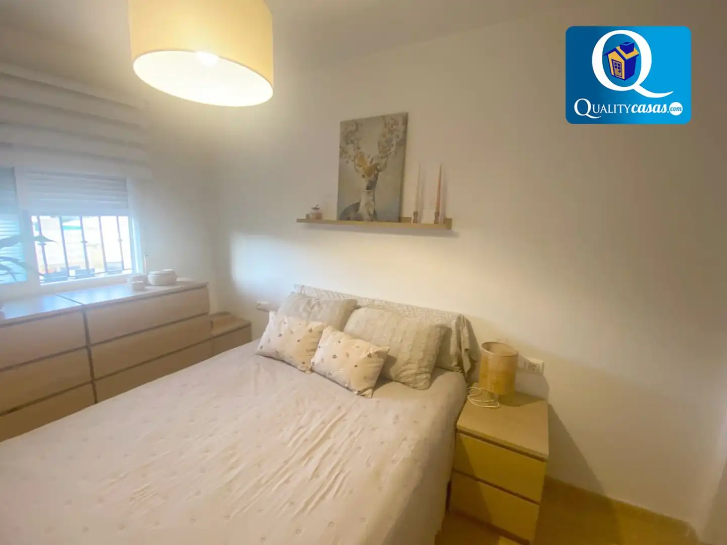 Dormitori de Casa o xalet en venda en Castalla amb Aire condicionat, Terrassa i Piscina comunitària