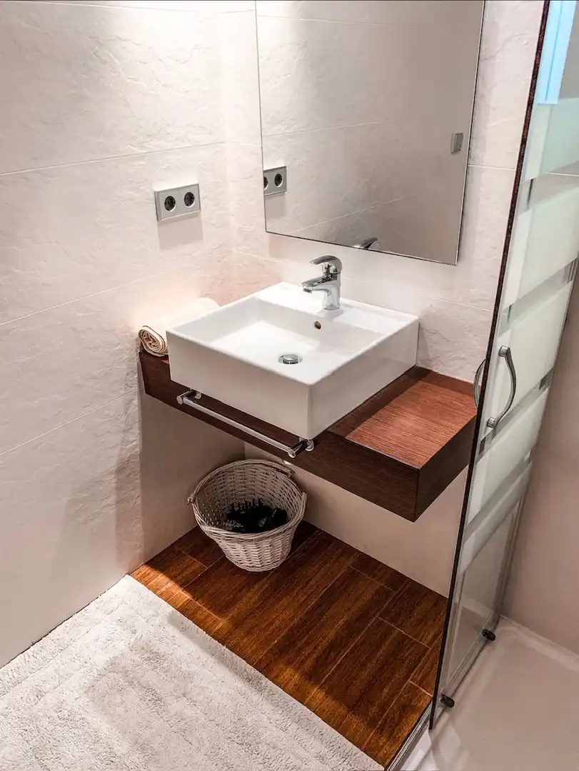 Badezimmer von Wohnungen zum Verkauf in Eivissa mit Klimaanlage, Heizung und Privatgarten