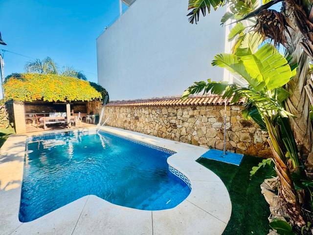 Casa-chalet en Venta en Calle Río Guadiaro, 13 en Los Rios