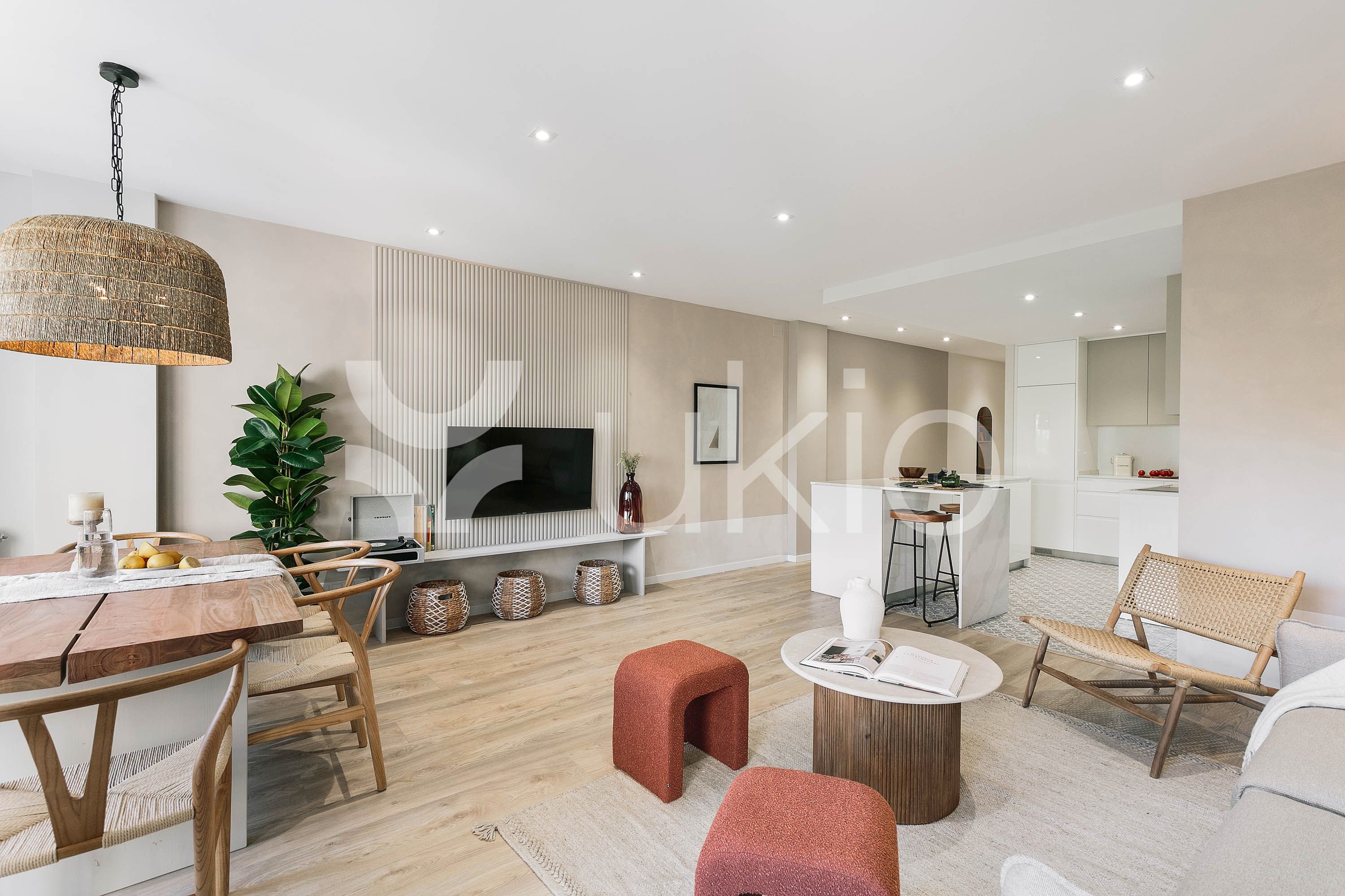 Sala d'estar de Apartament de lloguer en  Barcelona Capital amb Aire condicionat, Moblat i Forn