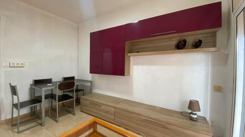 Foto 2 de Pis en venda a Carrer Enric Prat de la Riba, Els Pins, Girona