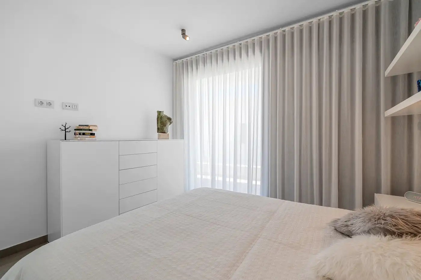 Habitación de Casa o chalet en venta en Guardamar del Segura con Calefacción, Jardín privado y Terraza