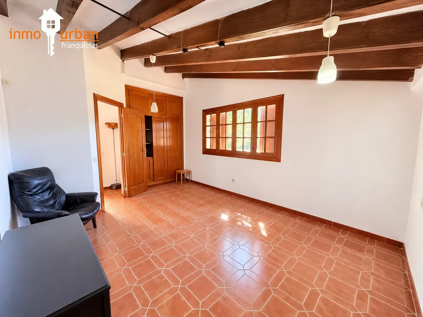 Casa rústica amb jardí en venda a Nord, imagen 4