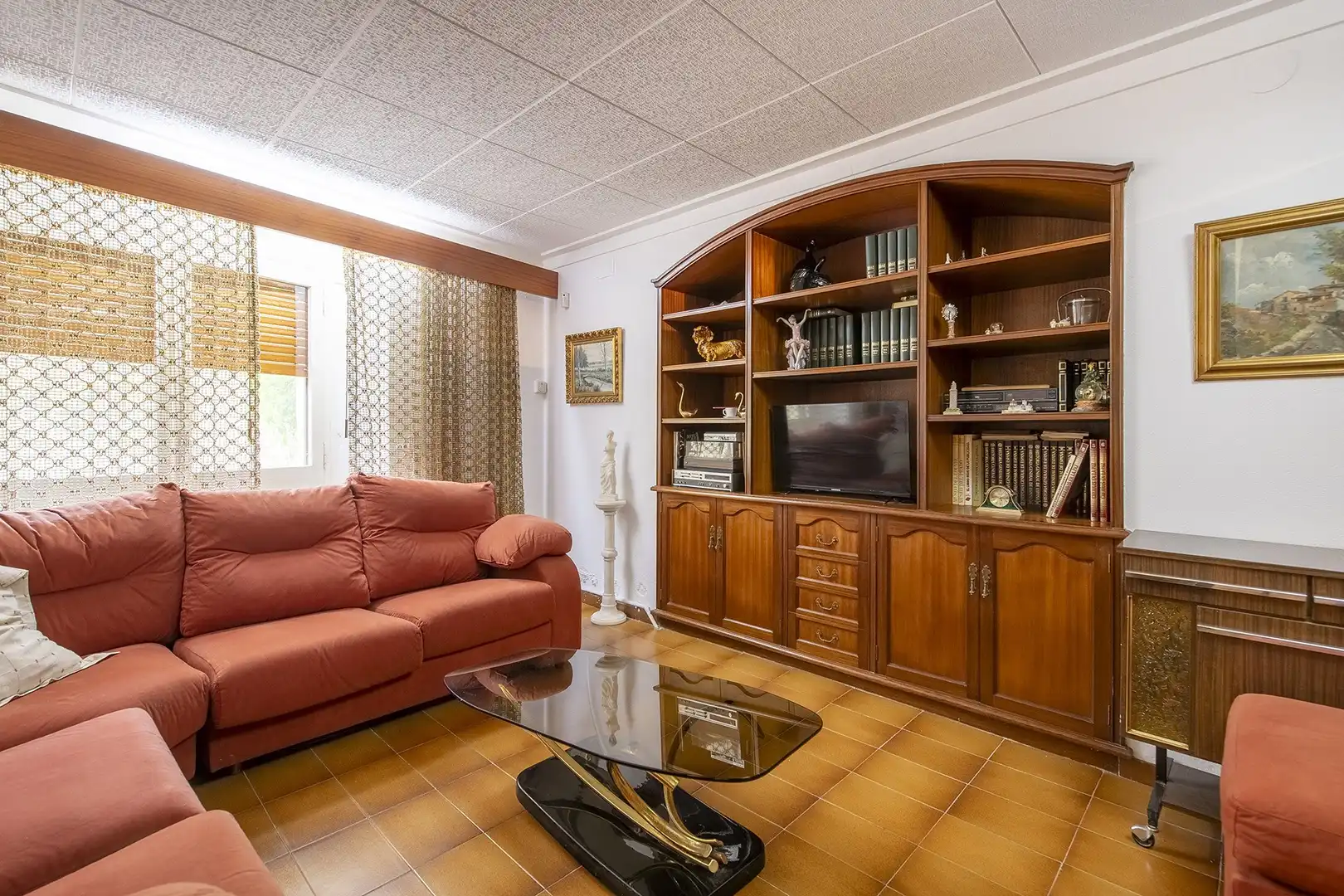 Sala de estar de Casa o chalet en venta en Banyoles con Calefacción y Terraza