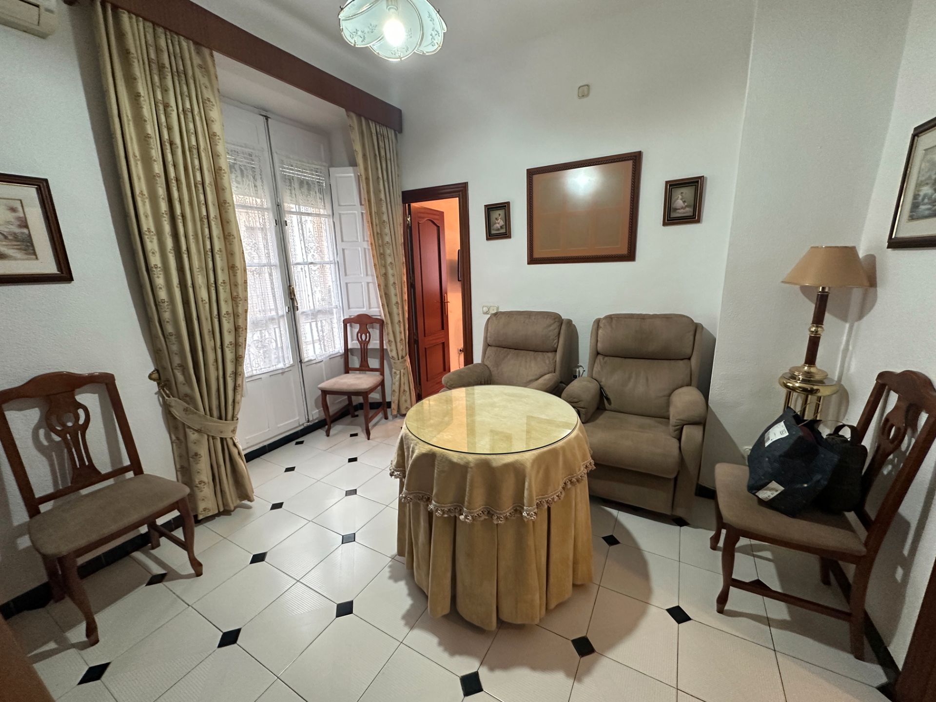 Sala d'estar de Pis de lloguer en Antequera amb Aire condicionat i Moblat