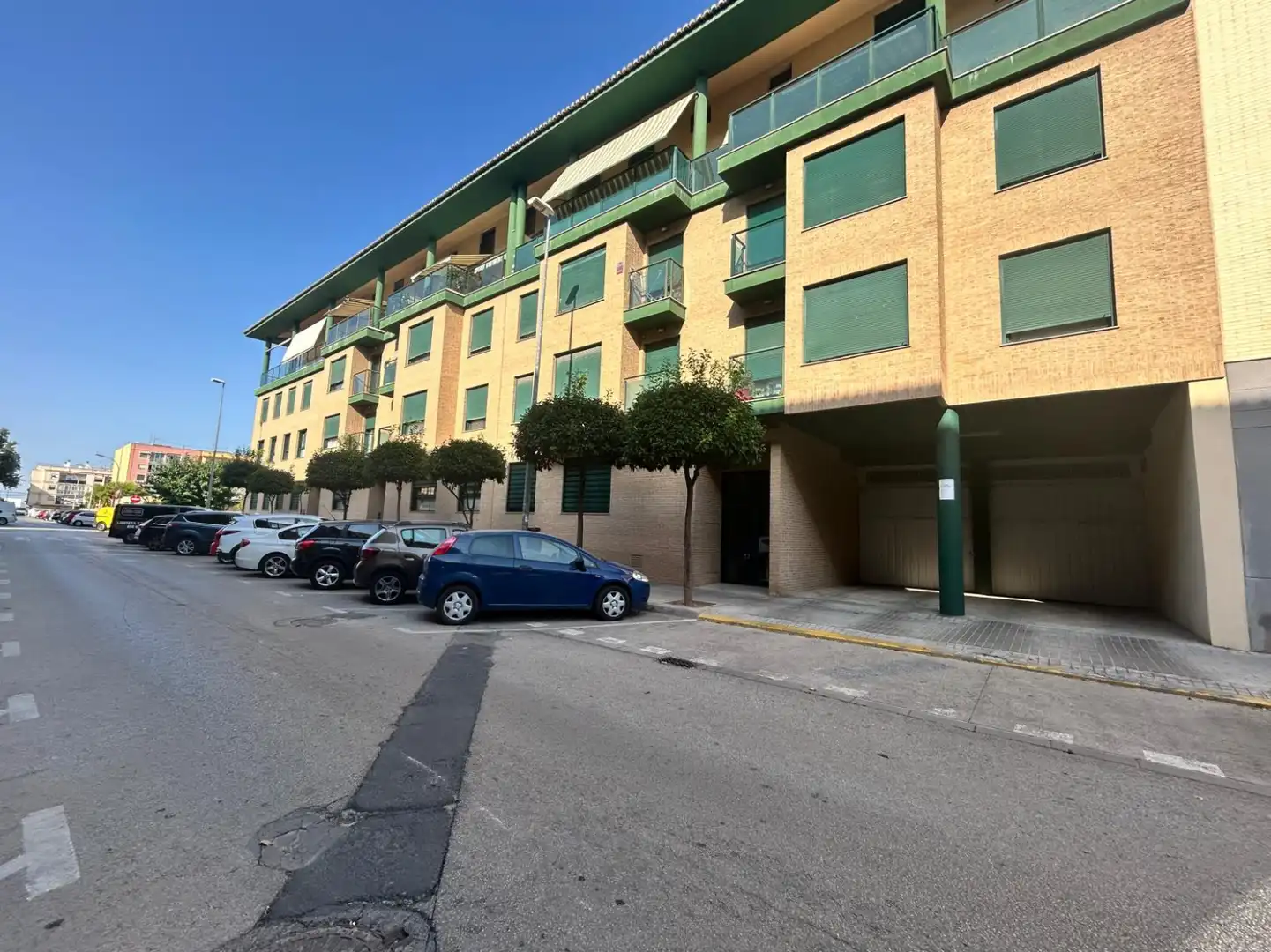 Exterior view of Flat for sale in Silla  with Air Conditioner, Storage room and Swimming Pool