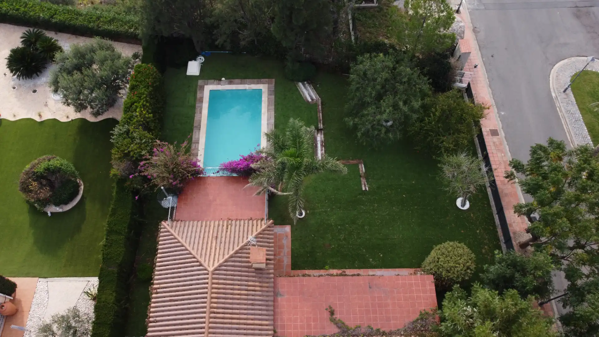 Jardí de Casa o xalet en venda en Mont-roig del Camp amb Aire condicionat, Calefacció i Jardí privat