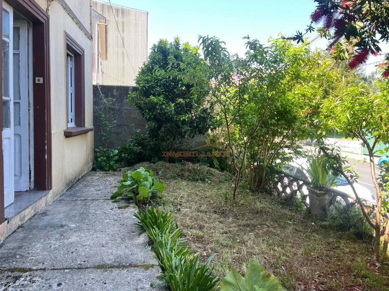 Houses for sale in Neda