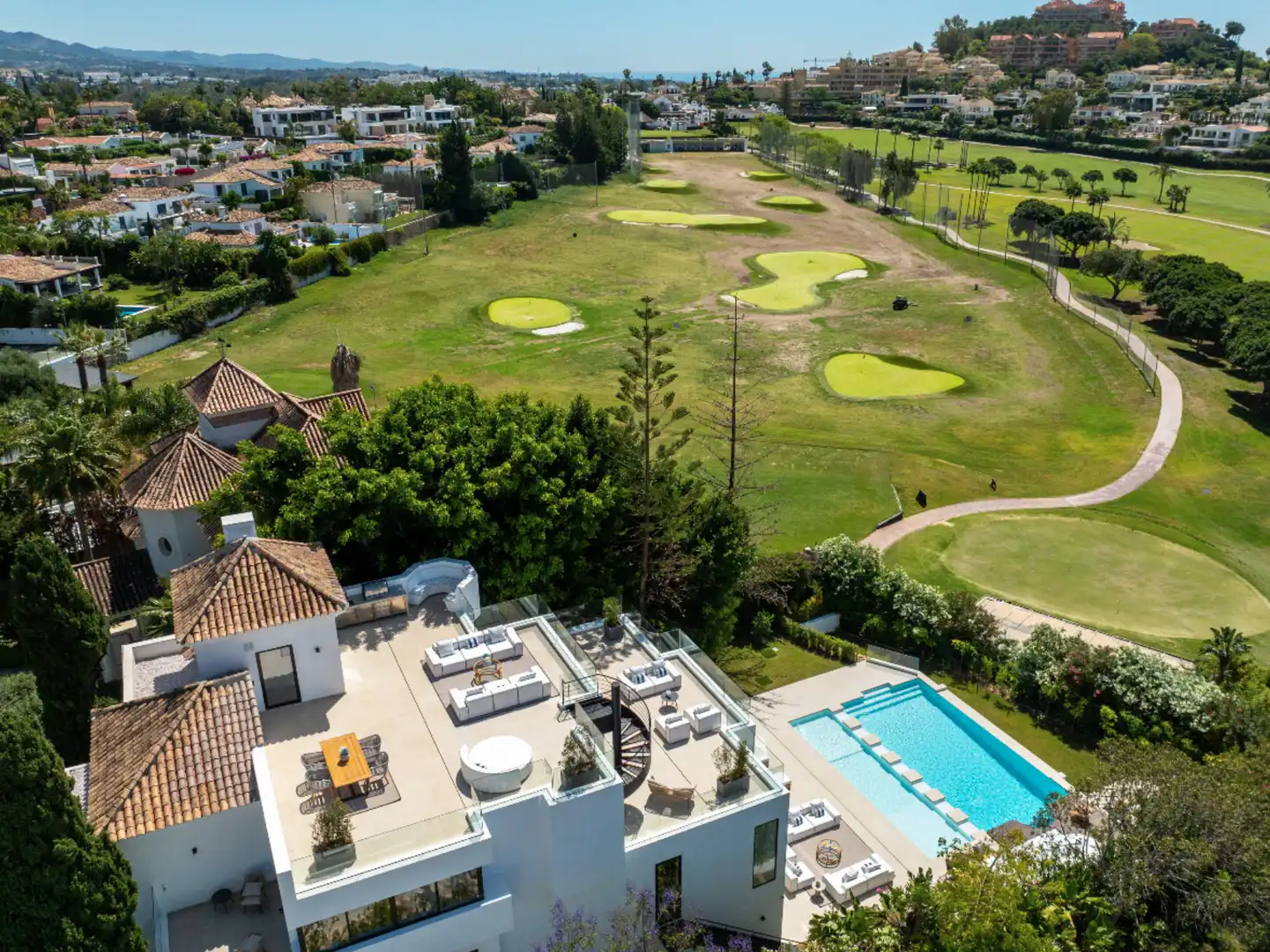 Maison avec terrasse à vendre à Nueva Andalucía, imagen 9