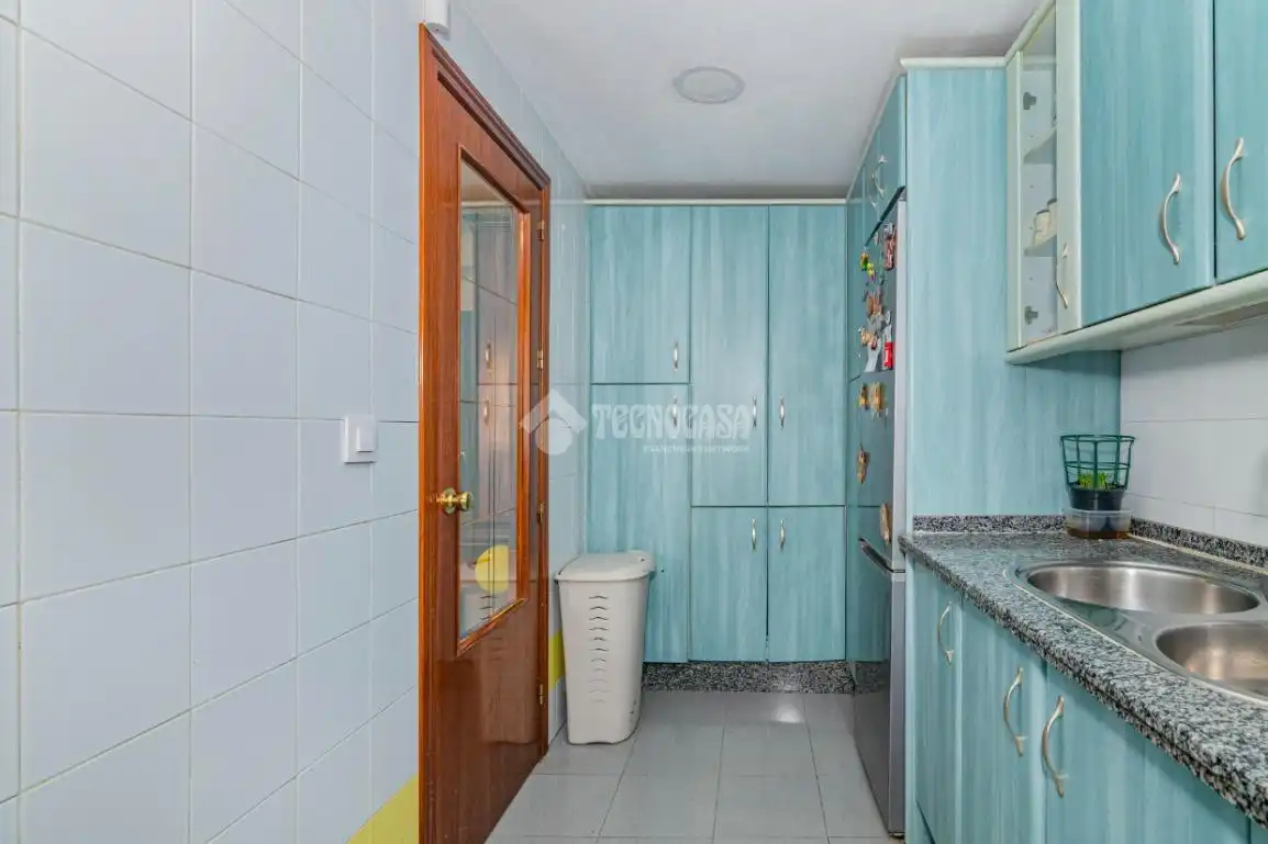 Cocina de Piso en venta en Lucena con Aire acondicionado