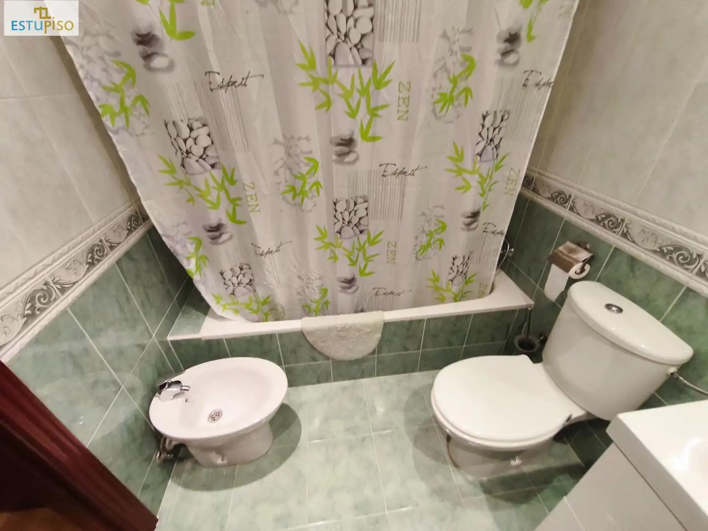 Bathroom of Flat for sale in Salburua - Arantzabela