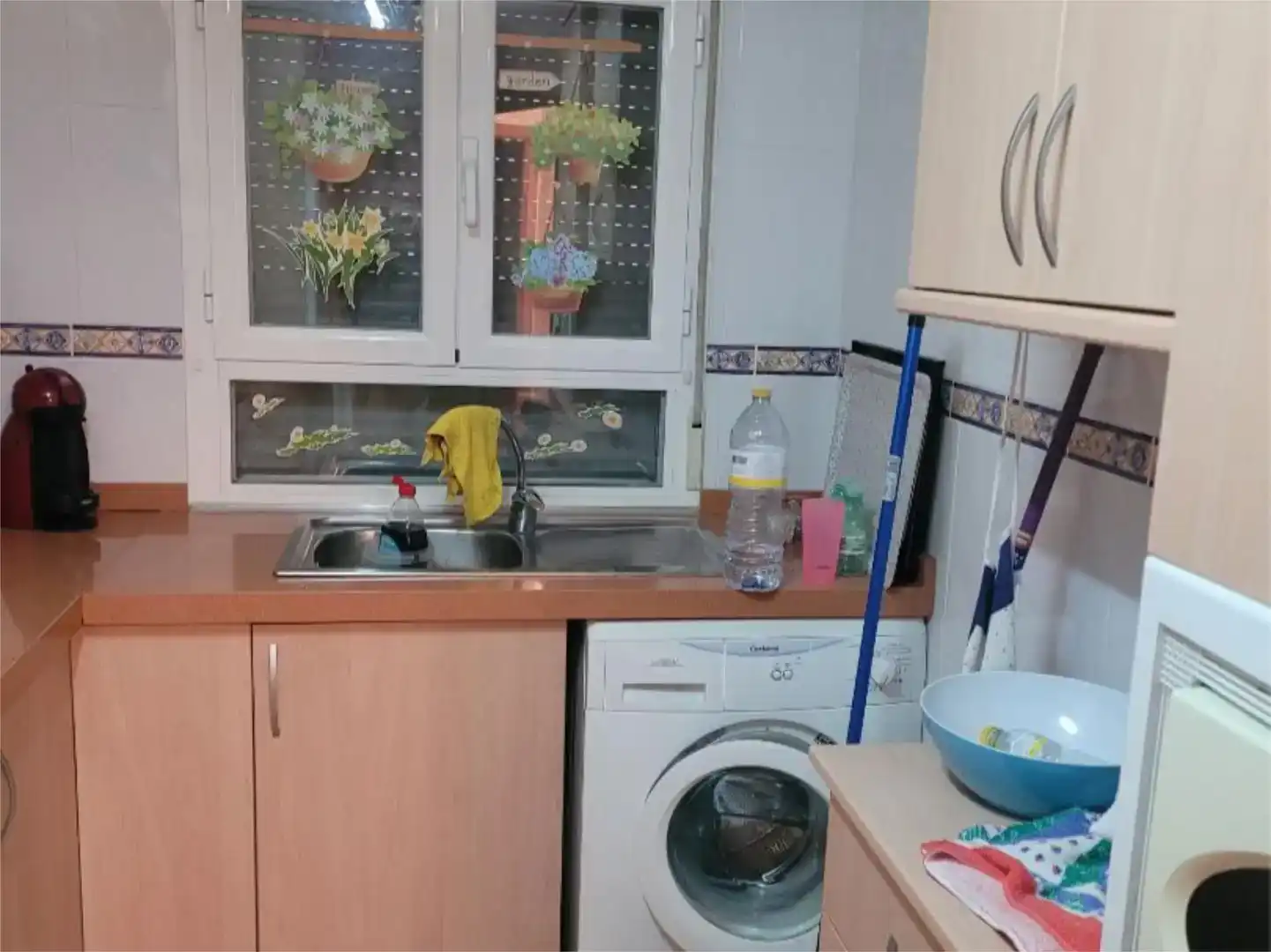 Cocina de Piso en venta en Salvacañete con Parquet, Trastero y Amueblado