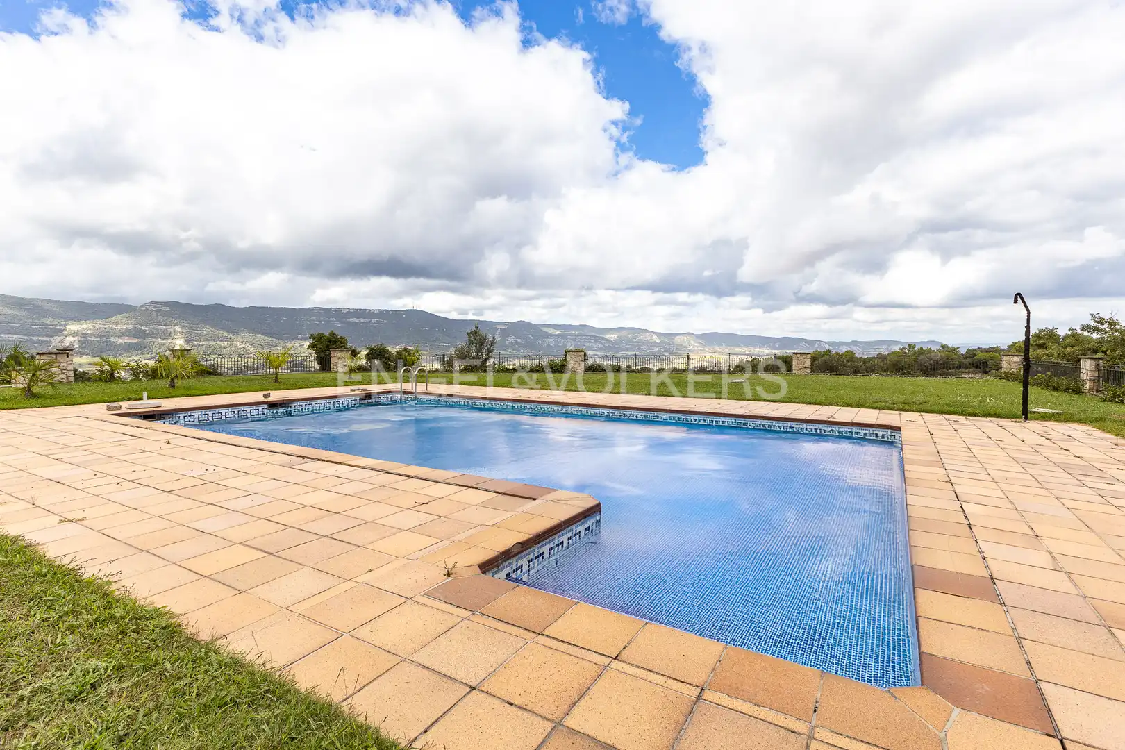 Piscina de Casa o xalet en venda en Seva amb Aire condicionat, Calefacció i Jardí privat