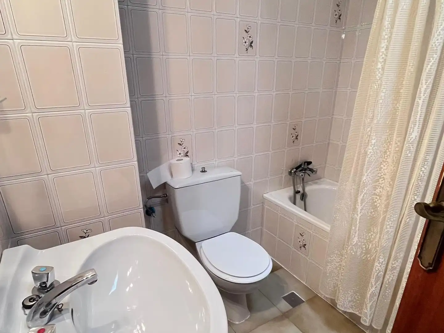 Baño de Piso en venta en Cartagena con Calefacción, Terraza y Trastero