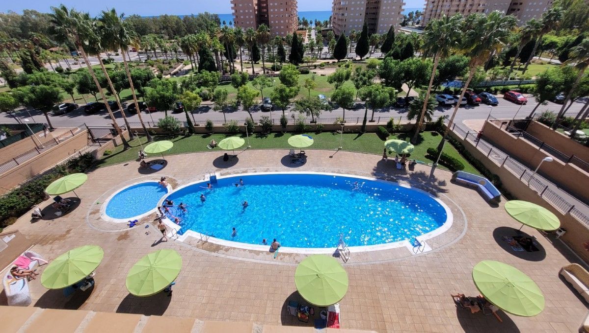 Swimming pool of Apartment for sale in Oropesa del Mar / Orpesa  with Air Conditioner, Heating and Terrace