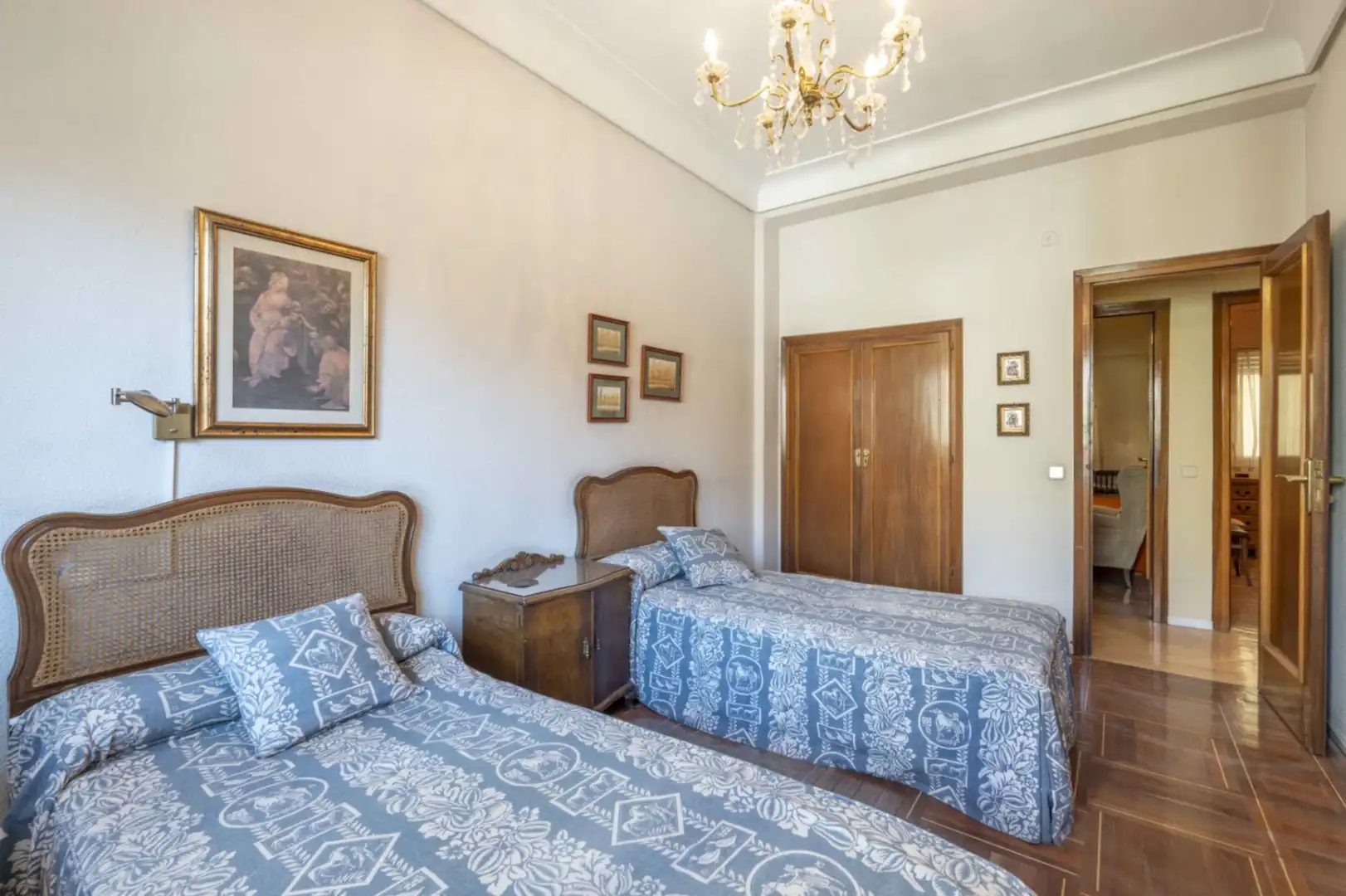 Habitación de Piso en venta en Madrid con Terraza y Trastero