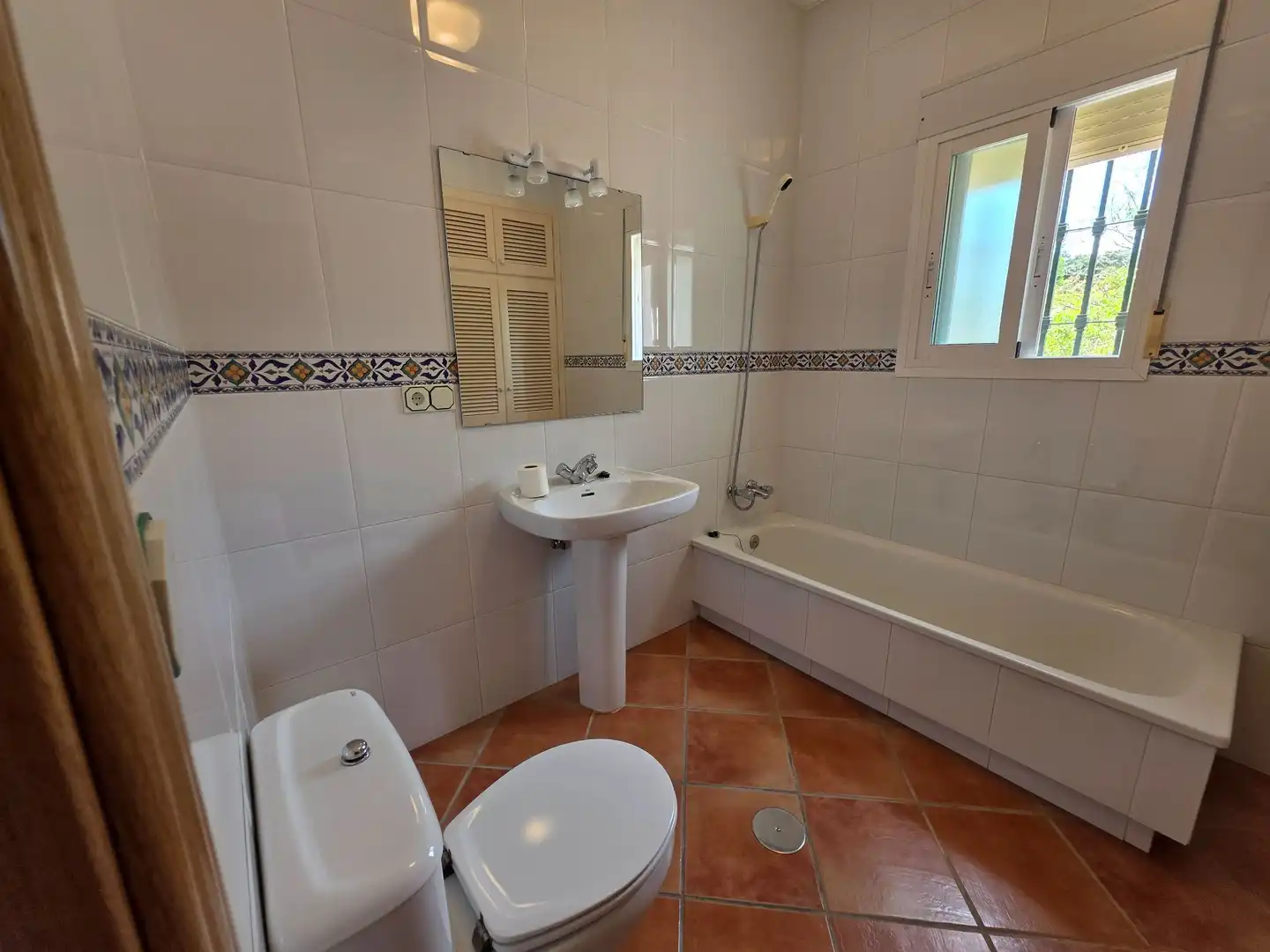Baño de Casa o chalet en venta en Alhaurín El Grande con Aire acondicionado, Calefacción y Jardín privado