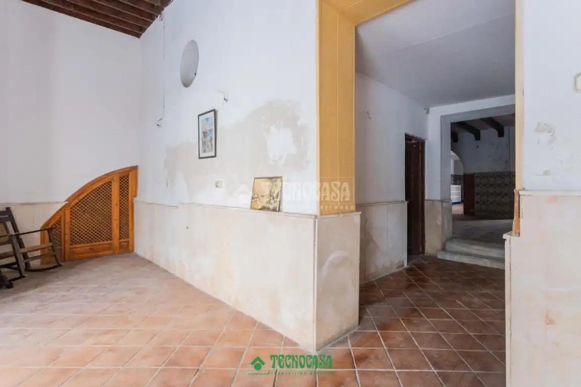 Commercial properties for sale in Almería