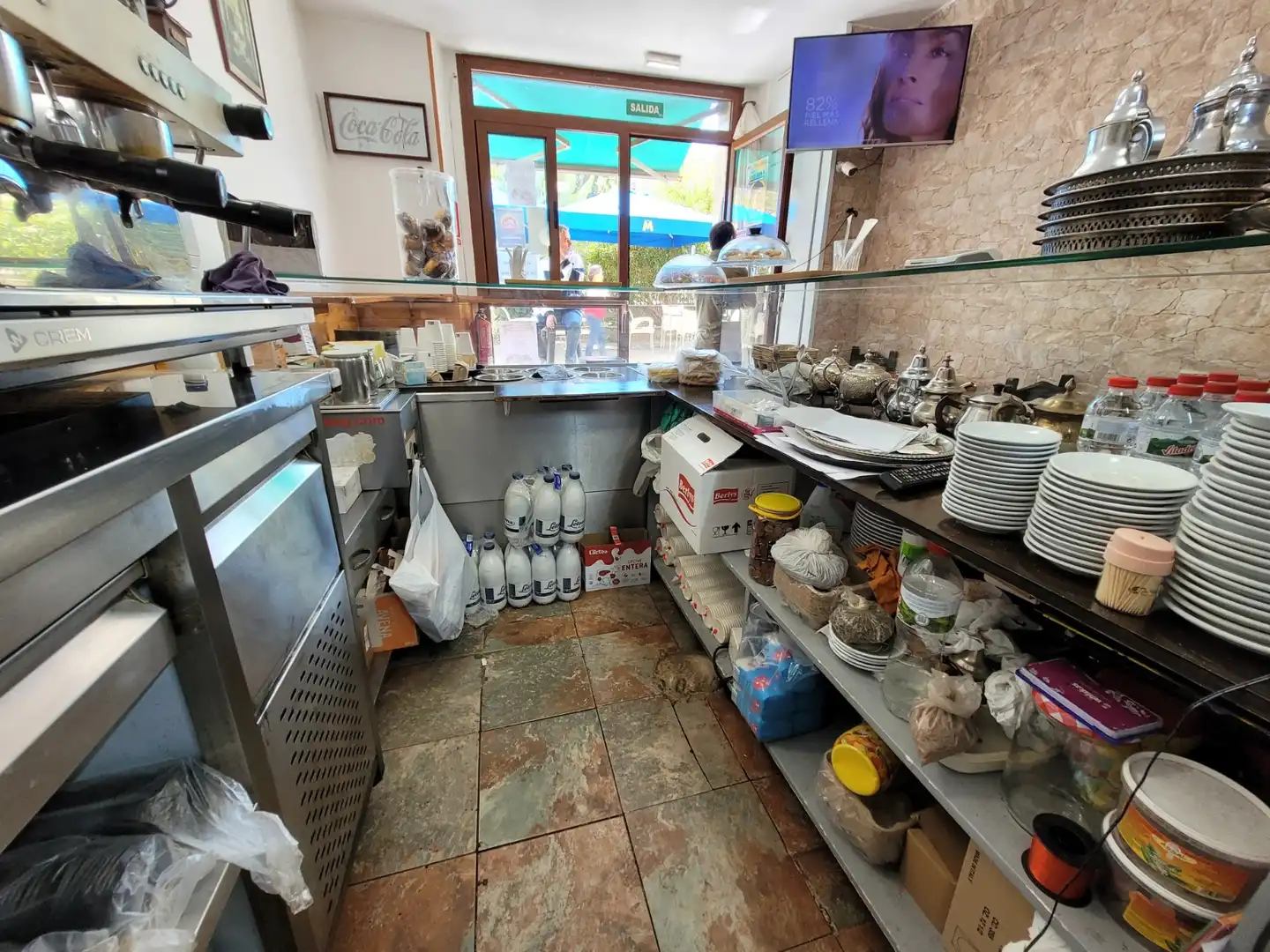 Business premises for transfer in Ciutat Vella, imagen 9