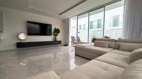 Foto 5 de Casa o chalet de alquiler en Corralejo, Las Palmas