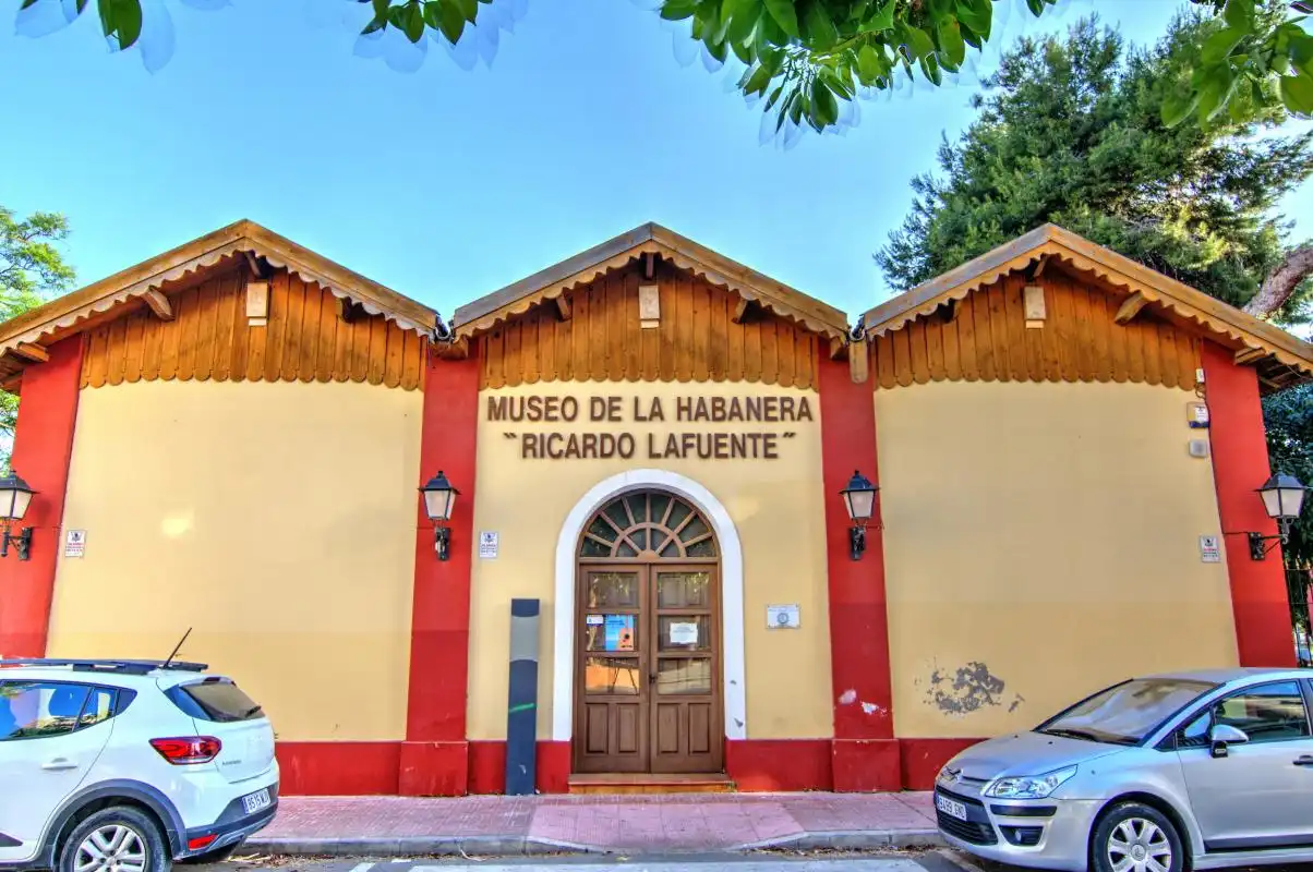 Pis de lloguer a Calle San Pascual, Puerto Deportivo