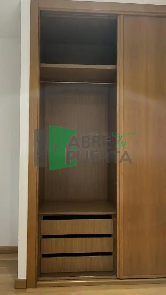 Piso de alquiler en Ourense Capital  con Calefacción, Trastero y Amueblado