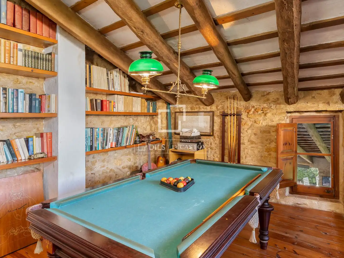 Finca rústica en venta en Bàscara con Aire acondicionado, Calefacción y Jardín privado