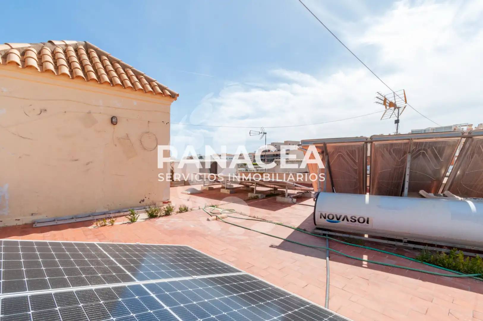 Terrace of Houses for sale in Roquetas de Mar  with Private garden, Furnished and Washing machine