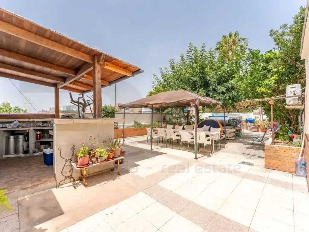Casa en venta en Paseo Maritim Rafael Casanova 12, imagen 2