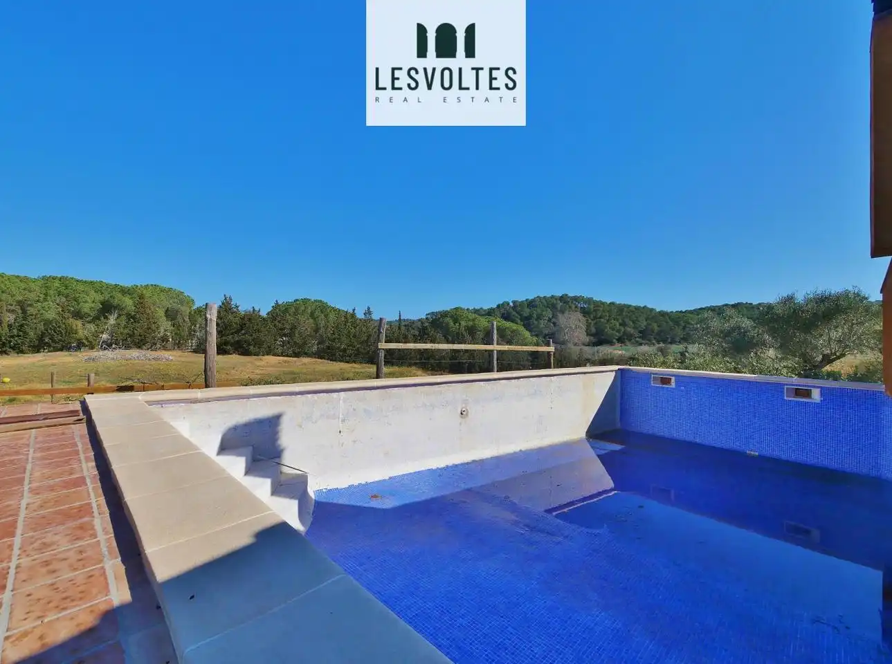 Lands and plots for sale in Camí Ral polígon 5 paecel.la, imagen 2