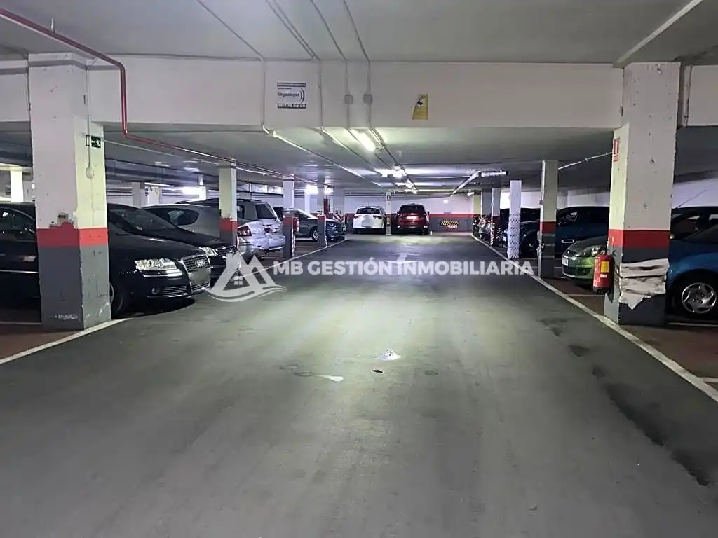 Parking de Garaje en venta en Fuenlabrada