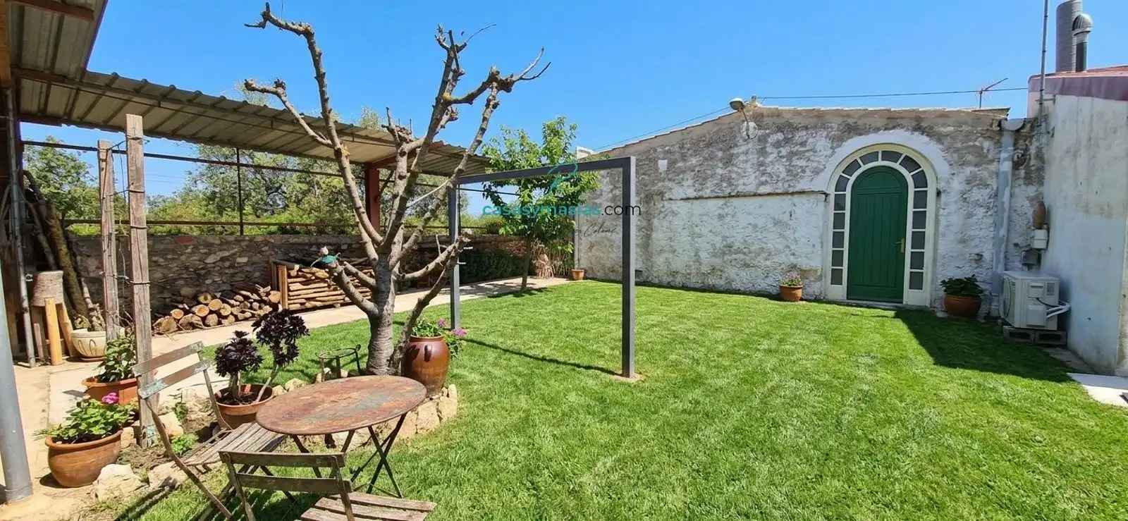 Garden of Country homes for sale in Alió  with Air Conditioner, Heating and Private garden