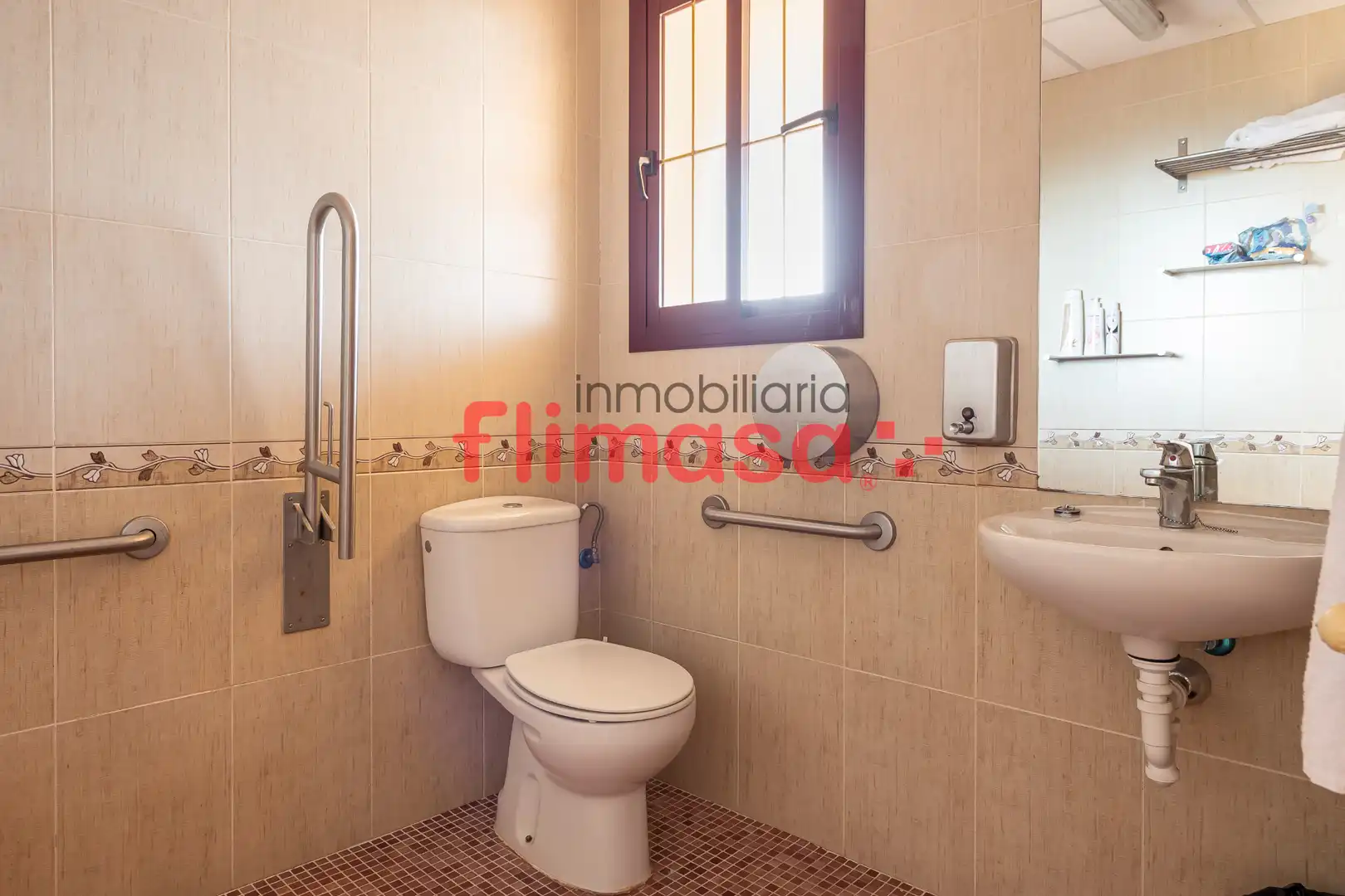 Baño de Edificio en traspaso en Piedralaves