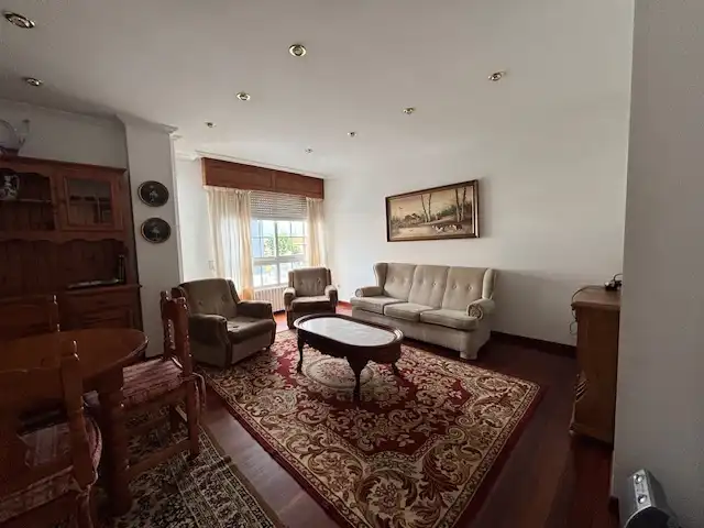 Piso de alquiler en Esteiro