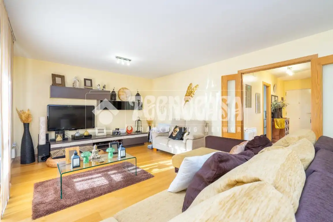 Wohnzimmer von Wohnung zum Verkauf in Colmenar Viejo mit Klimaanlage, Heizung und Balkon