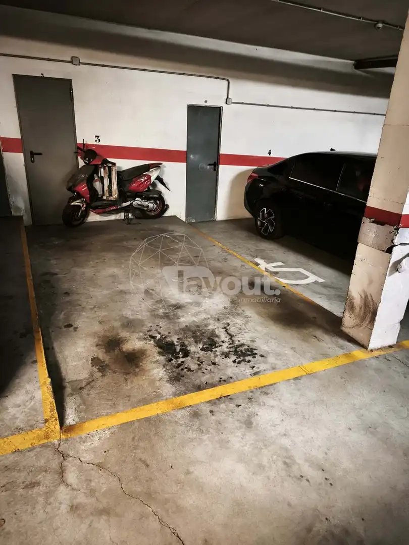 Parking de Piso en venta en Mérida con Aire acondicionado, Calefacción y Terraza